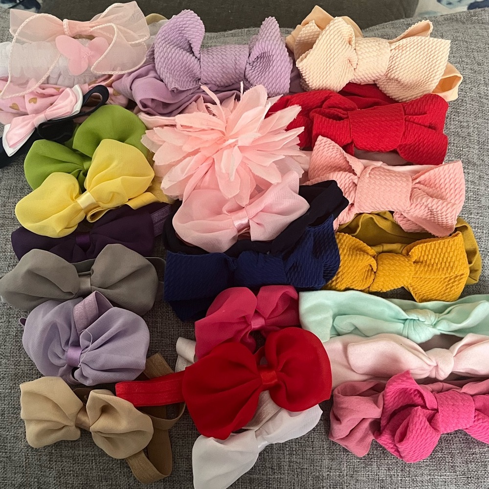 Lot of baby girl bows